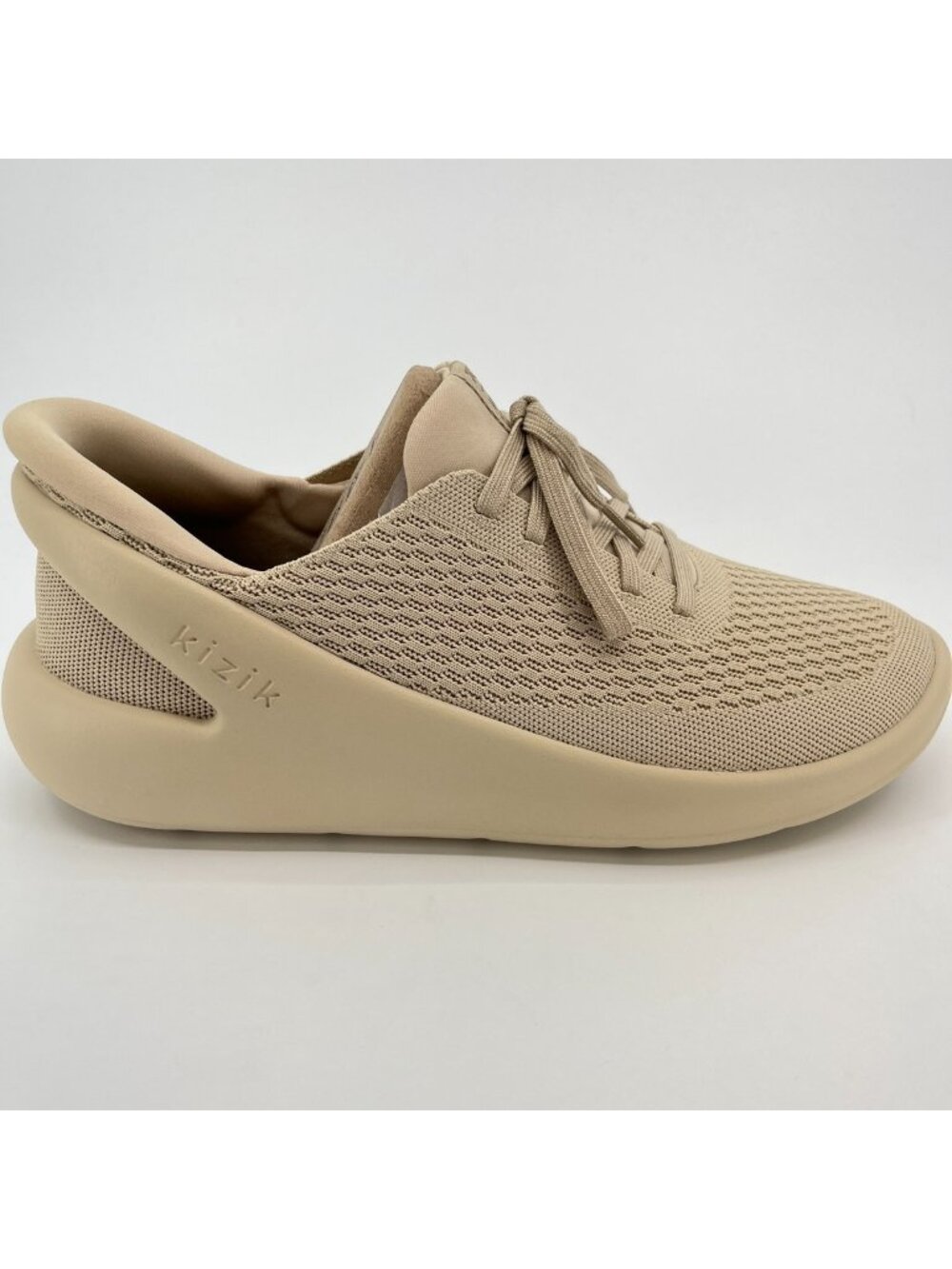 Kizik Roamer Mens Size 12 Sand Athletic Walking Hands Free Knit Shoes Sneakers